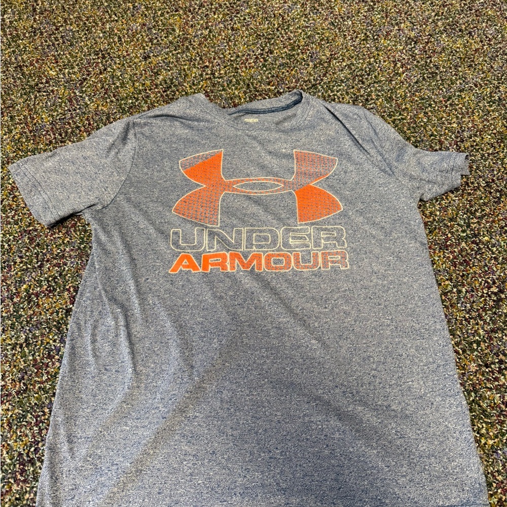 Under Armour Boys Blue Heather Short Sleeve Tee with Orange Logo size L